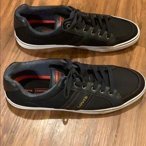 Levi’s shoes
